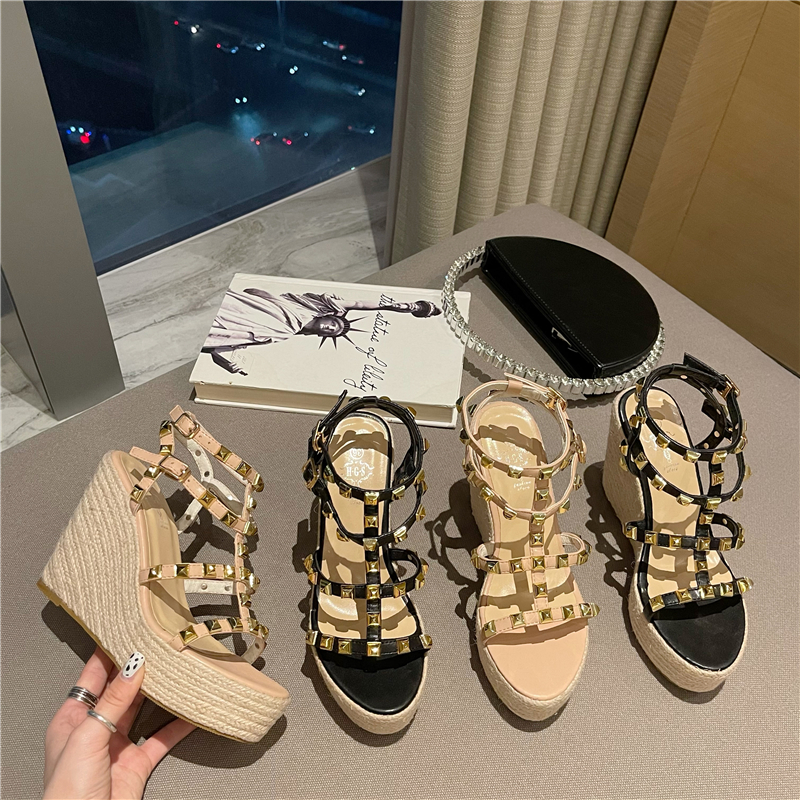 Thick Sole Rivet Open Toe Platform Sandals Women Summer 2024 New Style Wedge Roman High Heels - Style 390bf2 - Image 2