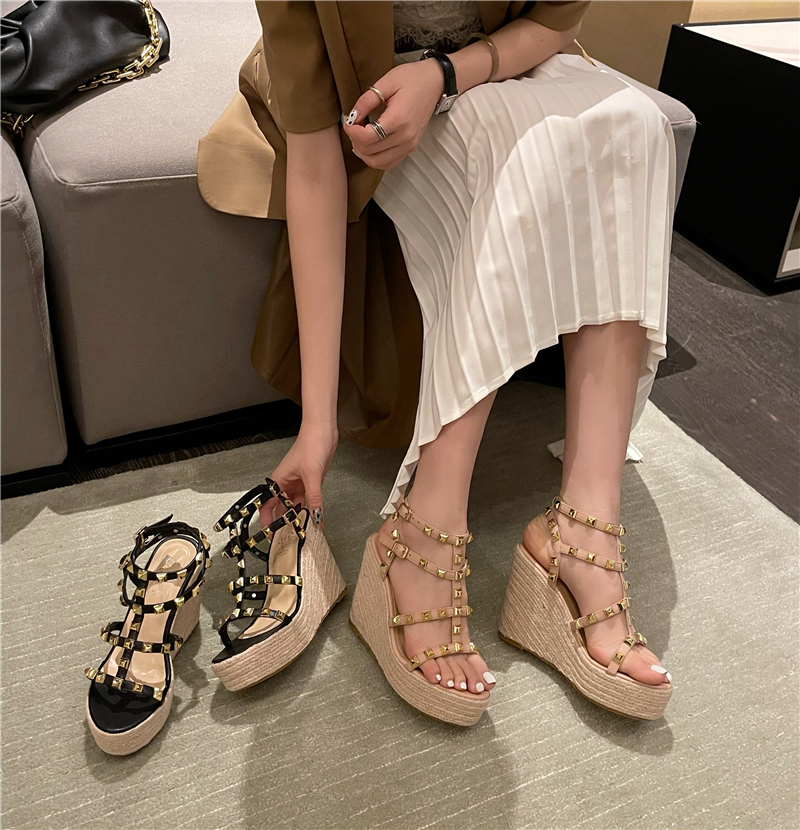Thick Sole Rivet Open Toe Platform Sandals Women Summer 2024 New Style Wedge Roman High Heels - Style 390bf2 - Image 3